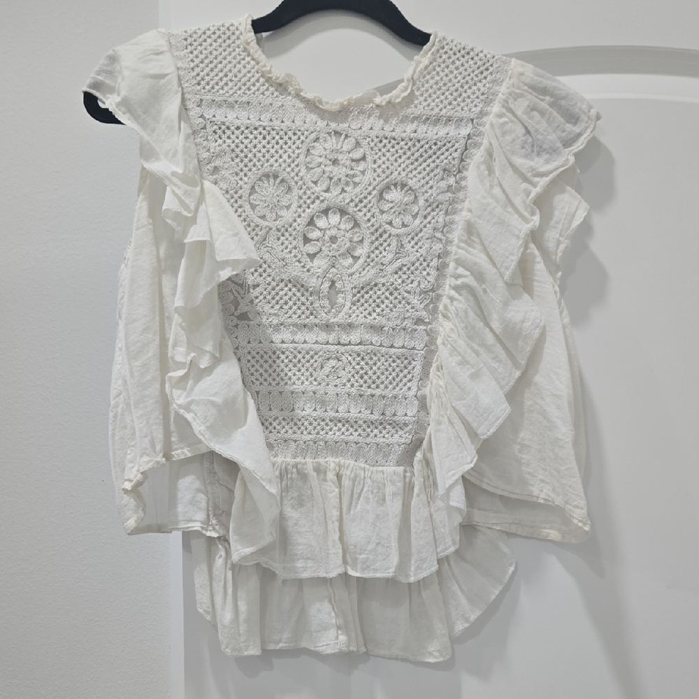 Elegant White Lace Ruffle Crop Top